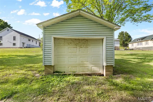 513 W Elvins BLVD, Park Hills, MO 63601