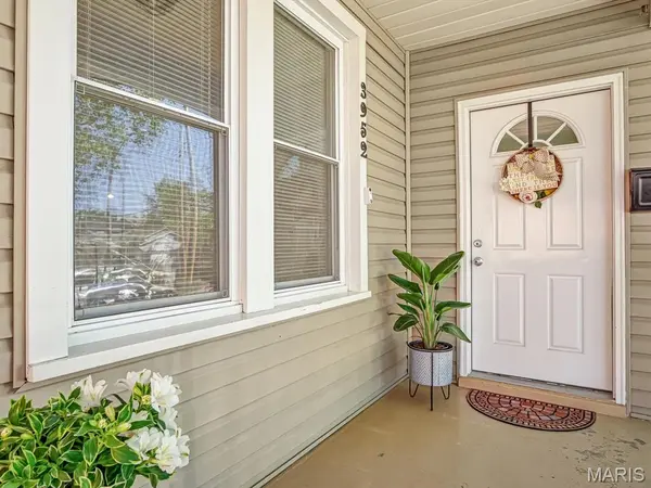 3952 Itaska ST, St Louis, MO 63116