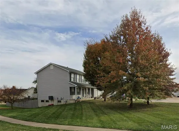 11 Brookshire Creek CT,  Wentzville,  MO 63385