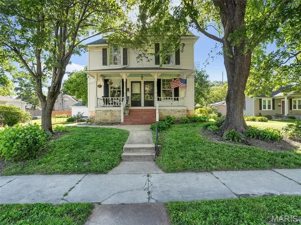 411 N Columbus ST, Pacific, MO 63069