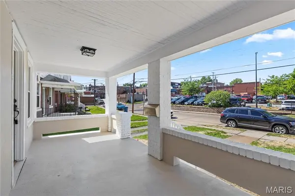 7356 Marietta AVE, Maplewood, MO 63143