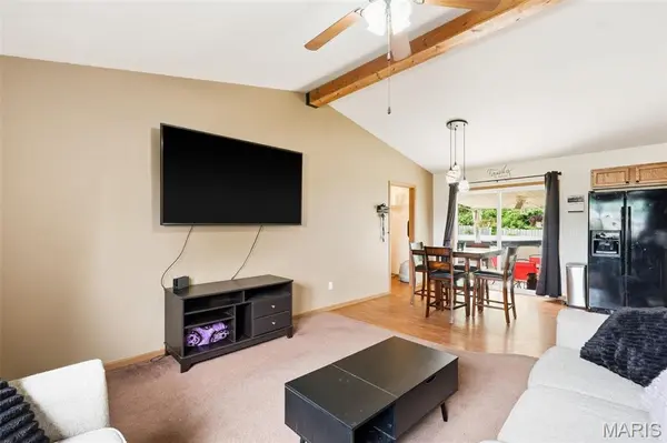 1025 Cambden Yard DR, Warrenton, MO 63383