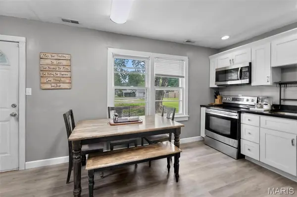 127 Heeb ST, Chaffee, MO 63740