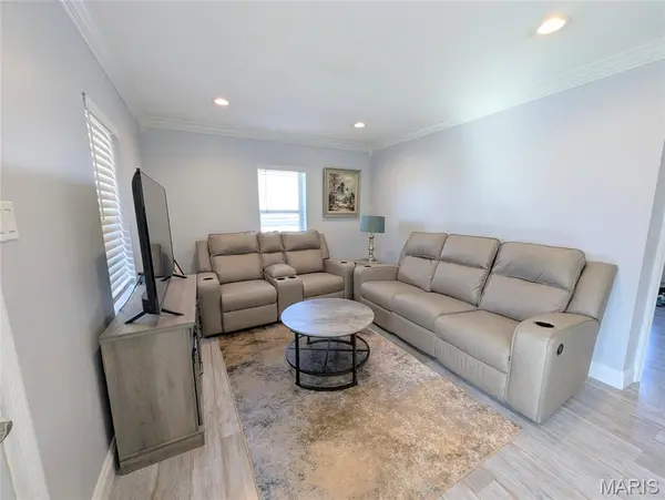 8518 Pilot AVE, Affton, MO 63123