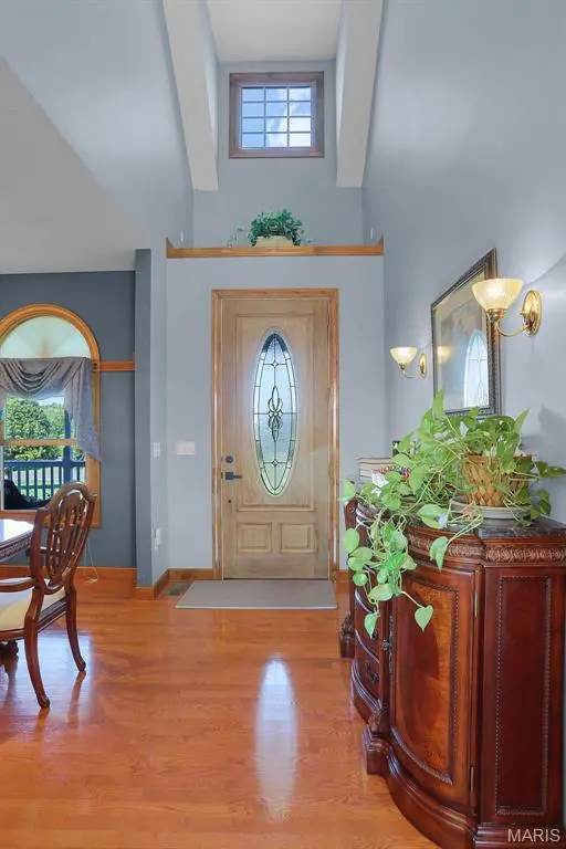 10 Shannon CT, Highland, IL 62249
