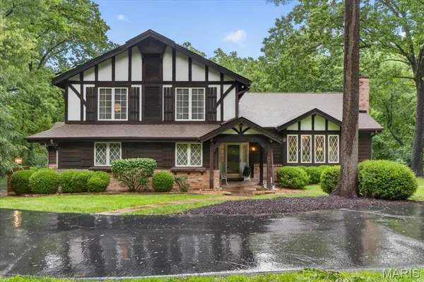 1544 Horseshoe Ridge RD, Chesterfield, MO 63005