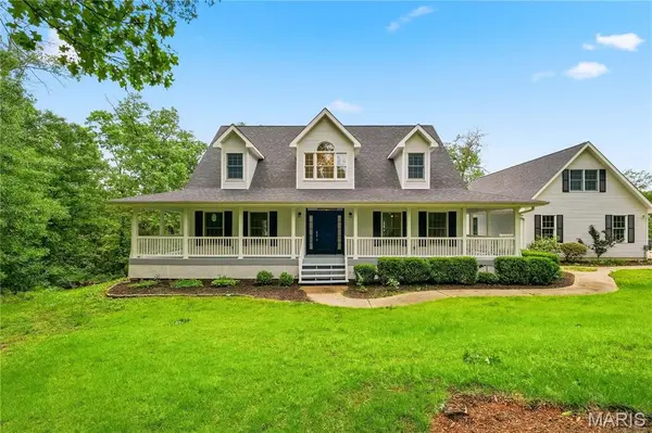 801 Honeyridge RD, Catawissa, MO 63015