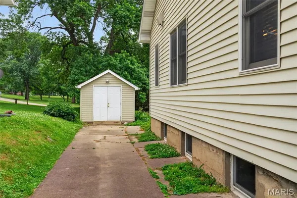 1411 Rose ST, Cape Girardeau, MO 63701