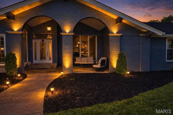 15875 Kettington RD, Chesterfield, MO 63017