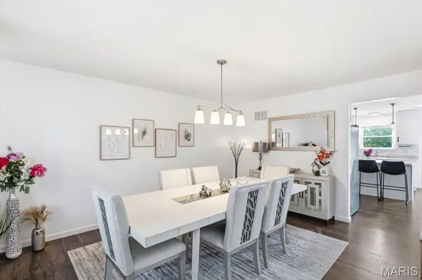 11051 Arbor Gardens DR, St Louis, MO 63044