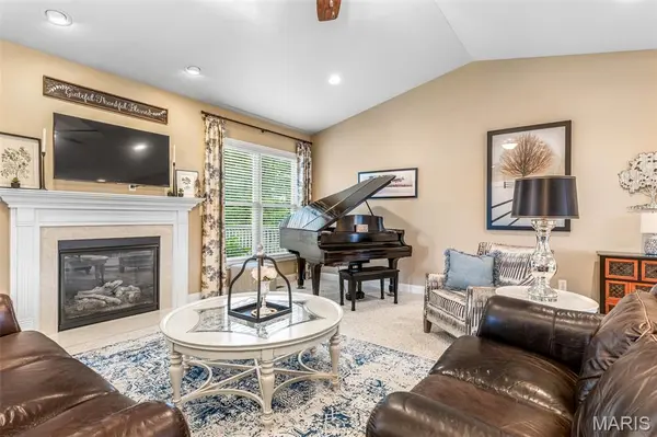 647 Alsace DR, Pevely, MO 63070