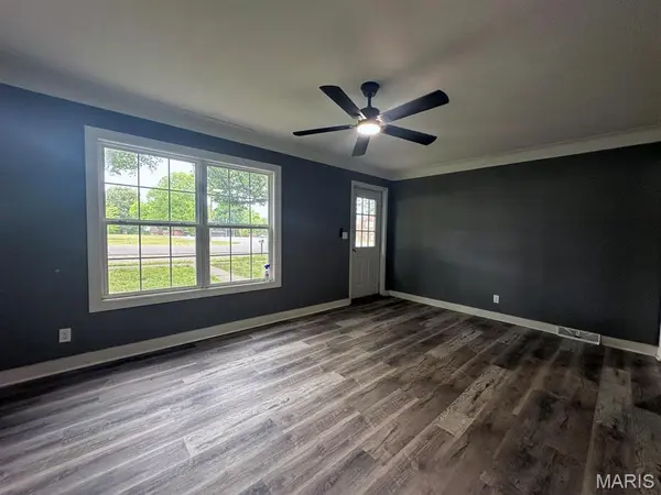 315 S Park LN, Dexter, MO 63841