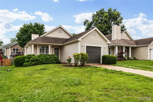 3026 Plum Creek DR, St Peters, MO 63303