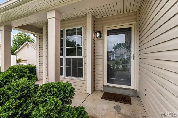 3026 Plum Creek DR, St Peters, MO 63303