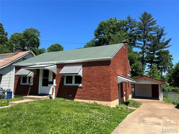 9525 Marlowe AVE,  Overland,  MO 63114