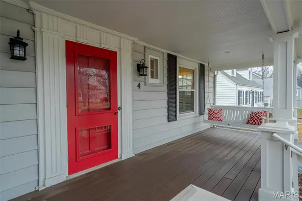 4 Garden LN, St Louis, MO 63122