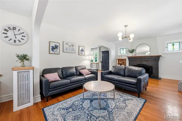 7368 Melrose AVE, St Louis, MO 63130