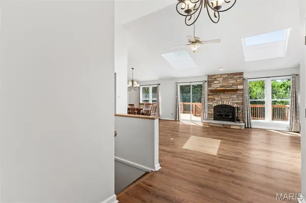 16448 Green Pines DR, Wildwood, MO 63011