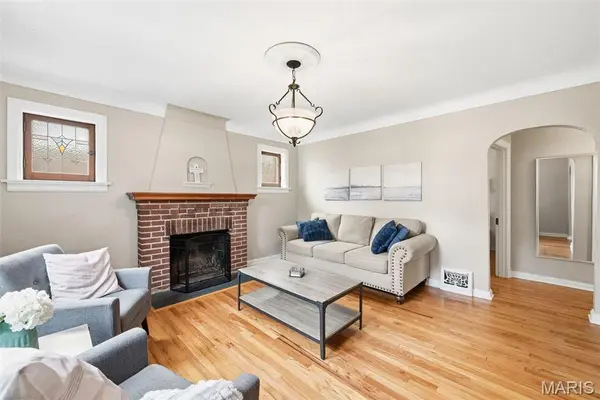 10021 N Marlene DR, Affton, MO 63123