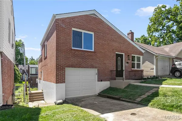 3708 Neona ST, Northwoods, MO 63121