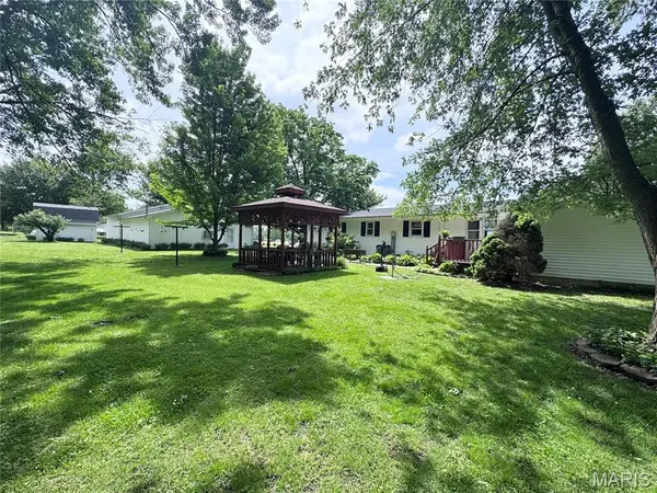 311 W Osterhout, Center, MO 63436