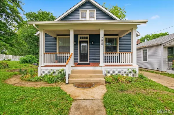 2537 Bredell AVE, Maplewood, MO 63143