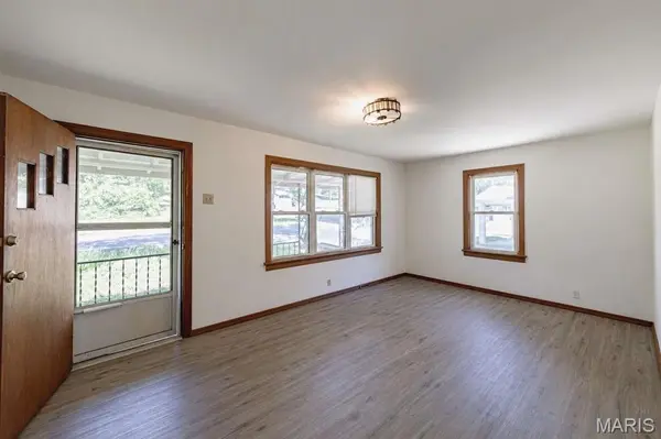 4275 Flucom RD, De Soto, MO 63020