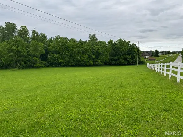 3 Hanna Ridge TRL, Elsberry, MO 63343