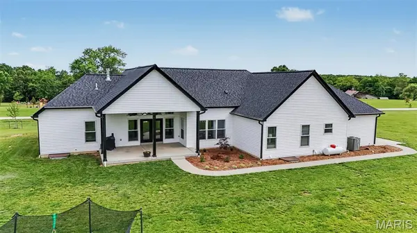 114 Gladshire LN, Warrenton, MO 63383