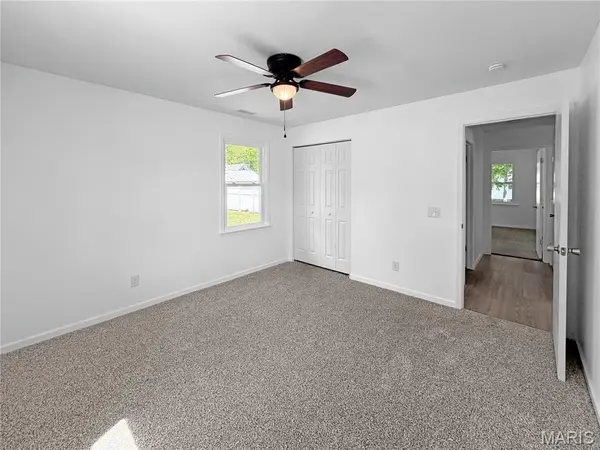 809 S 3rd ST, Clarksville, MO 63336