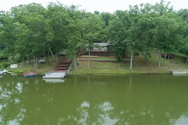 13764 E Sunrise Lake DR, De Soto, MO 63020