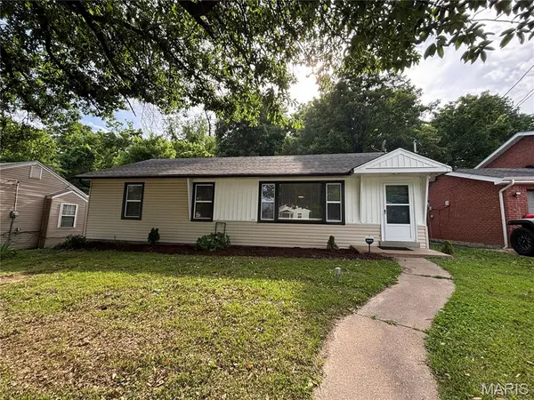 3649 E Edgar AVE, Bel Ridge, MO 63121