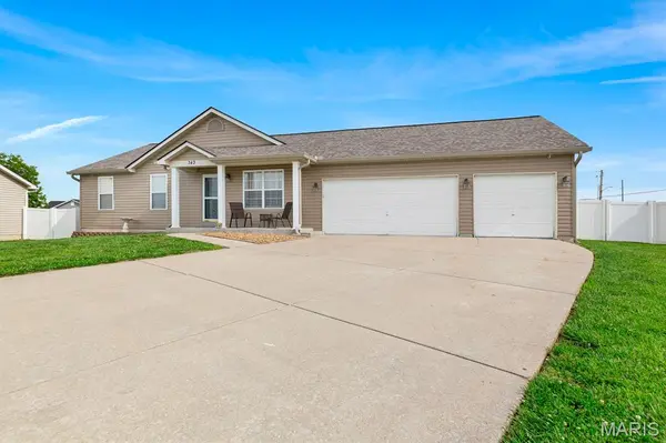 343 Aspen Creek DR, Wentzville, MO 63385