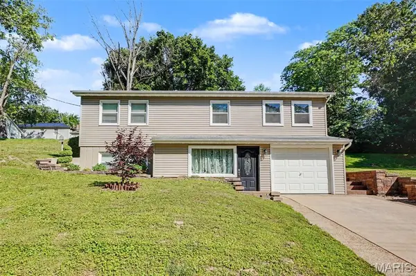 901 Olive ST, New Haven, MO 63068