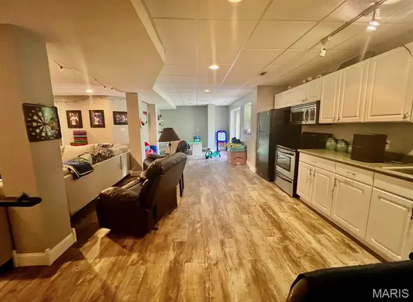 15089 Buehler RD, St Mary, MO 63673