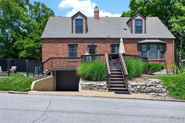 1901 Krekel PL, St Charles, MO 63301