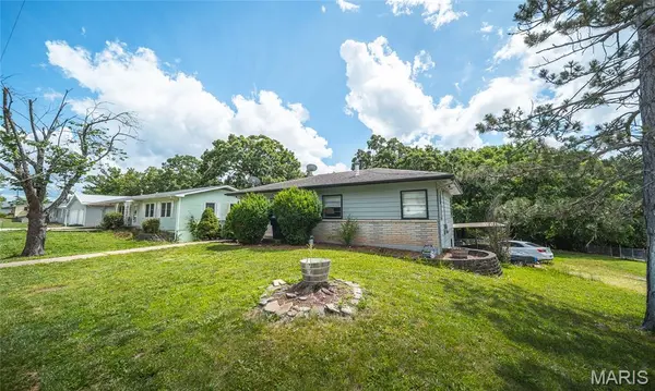 163 Lakeview DR, Camdenton, MO 65020