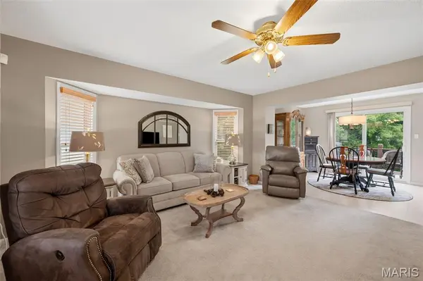 539 Donna Marie DR, Wentzville, MO 63385