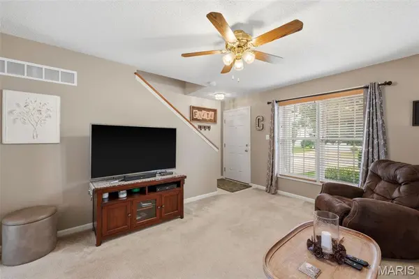 539 Donna Marie DR, Wentzville, MO 63385