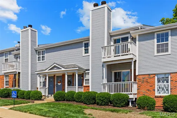 1442 High School Drive, Brentwood, MO 63144