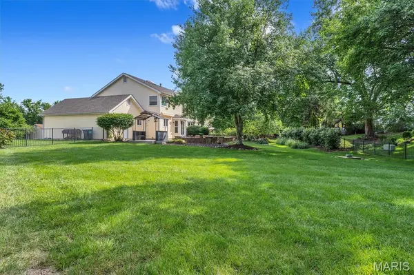 2814 Spruce Ridge CT, St Charles, MO 63303