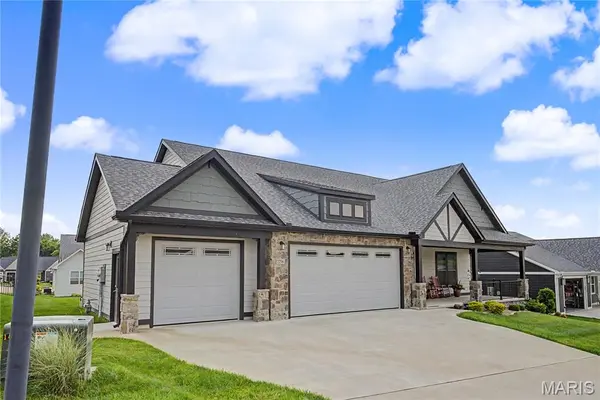 2236 Heywood MDWS, Cape Girardeau, MO 63701