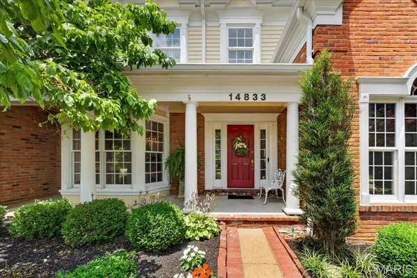14833 Brook Hill DR, Chesterfield, MO 63017