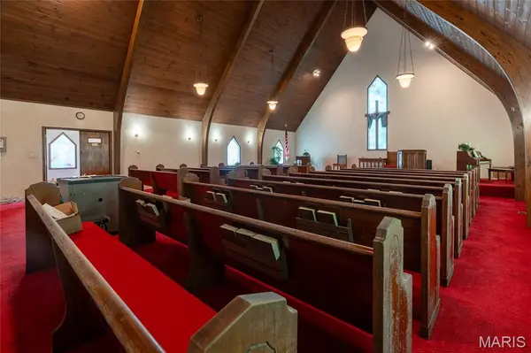 270 Alexander, Eldorado, IL 62930