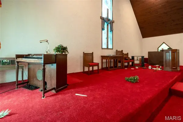 270 Alexander, Eldorado, IL 62930