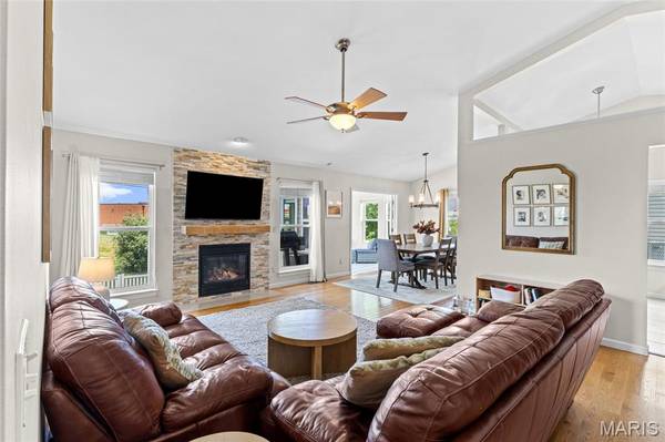 1225 Briarchase DR, Lake St Louis, MO 63367