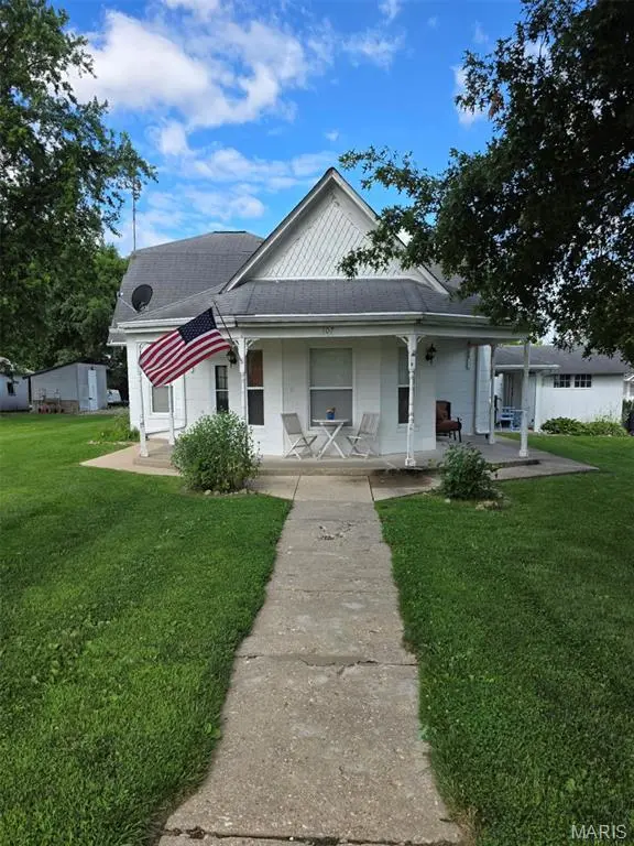 107 S Main ST, Bellflower, MO 63333