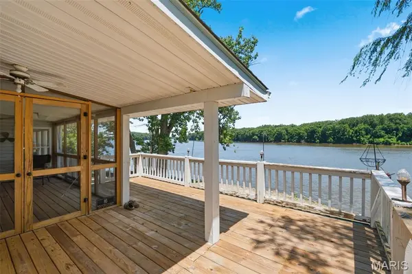 39070 Pike 202, Annada, MO 63330