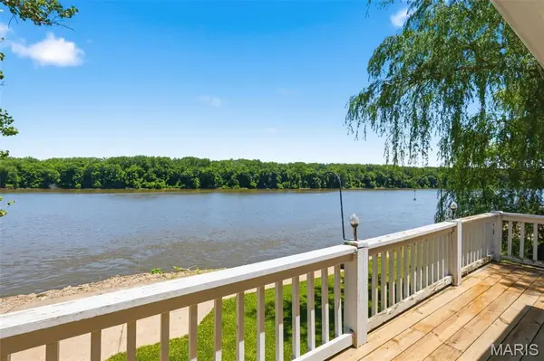 39070 Pike 202, Annada, MO 63330