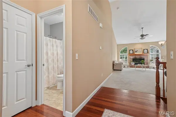 335 Revolution DR, St Peters, MO 63376